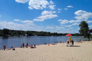 У Києві заборонено купатися на шести пляжах