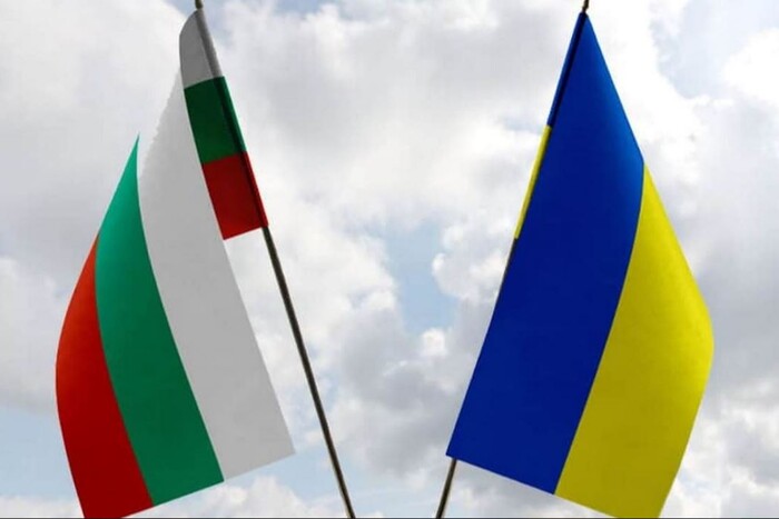 Парламент Болгарії схвалив передачу Україні бронетранспортерів