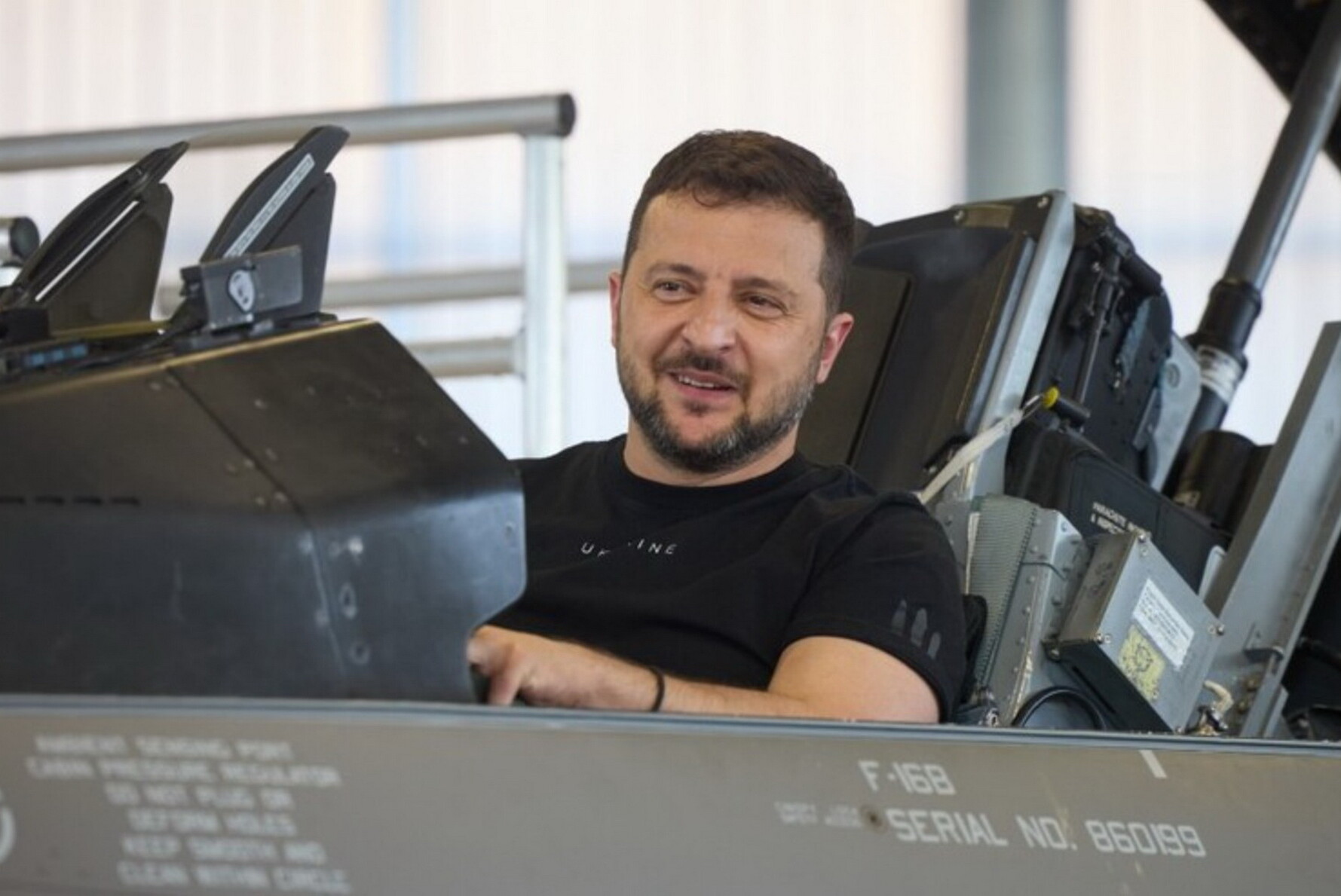 Винищувачі F-16 – «чарівна паличка» для України?