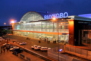 Московські аеропорти призупинили роботу, введено план «Килим»