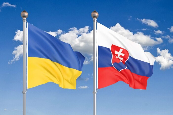 Словаччина погодилась скасувати заборону на імпорт українського зерна
