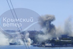Російські окупанти знищують будівлю штабу Чорноморського флоту (фото)