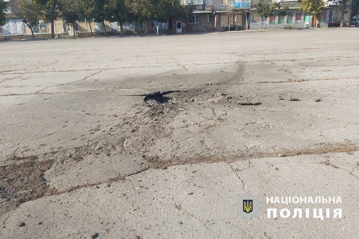 Росіяни обстріляли центральну площу Вовчанська: є загиблий (фото)