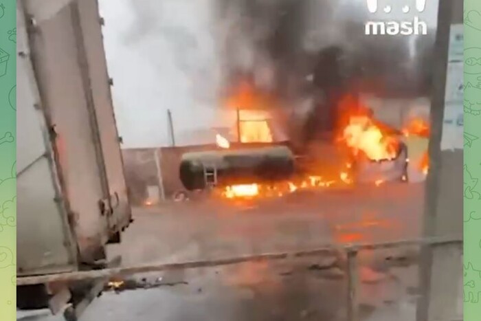 Біля аеропорта «Шереметьєво» у Москві прогримів вибух (відео) 