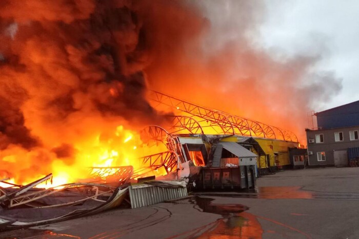 Під Москвою масштабна пожежа (фото, відео)