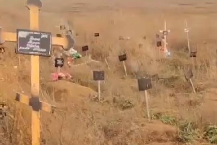 У Маріуполі розростається кладовище: окупанти вигадали цинічну схему (відео)