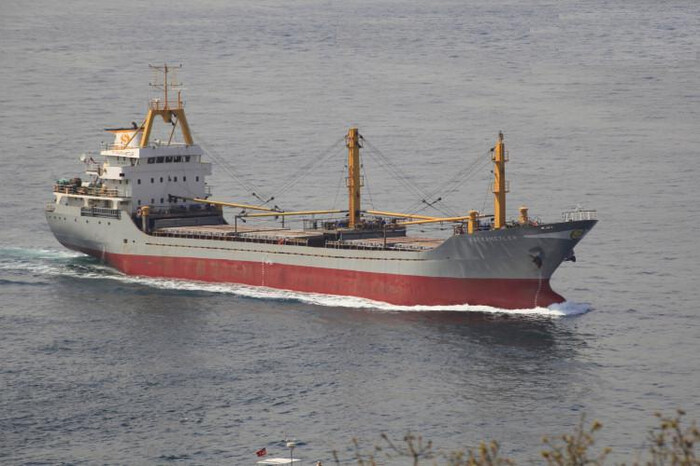 У Чорному морі зникло судно, яке перевозило феросплави з Росії