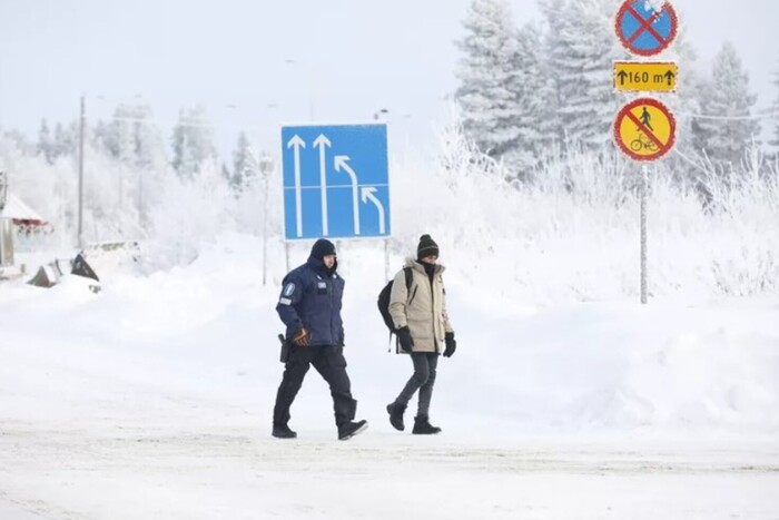 Закриття пунктів пропуску. Росіяни ажіотажно шукають лазівки до Фінляндії