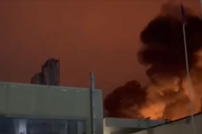 Потужні вибухи у Маріуполі: з'явилися деталі наслідків (відео) 