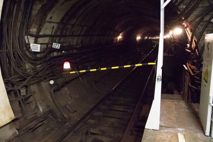 Чи закриють ще якісь станції метро на ремонт? Відповідь «Київметрополітену»