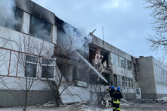 Ракетний удар по готелю Харкова, 37 ворожих БПЛА атакували Гуляйполе: ситуація в регіонах