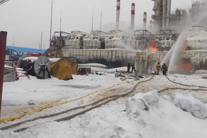 Безпілотники СБУ на кілька тижнів вибили із роботи паливний комплекс в Усть-Лузі – Reuters
