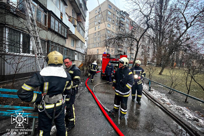 Під час пожежі в Києві загинула жінка (фото)