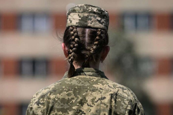 Жінки в армії та призовний вік: депутат уточнив деталі «нової» мобілізації