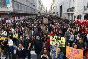 Тисячі громадян вийшли на протести у Португалії (відео) 