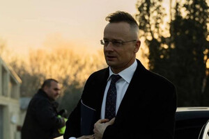 Глава МЗС Угорщини Сійярто прибув на Закарпаття (відео)