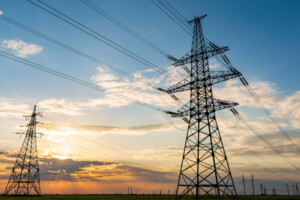 Україна торгуватиме електроенергією зі Словаччиною та Угорщиною