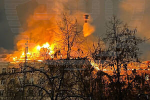 Пожежі у Росії, ворог атакував Харківщину: головне за ніч