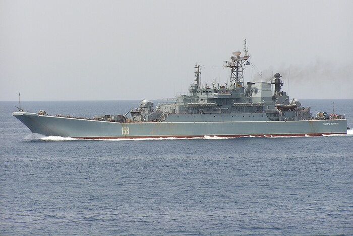 Знищення корабля «Цезар Куніков» та «Рамштайн-19». Головне за 14 лютого