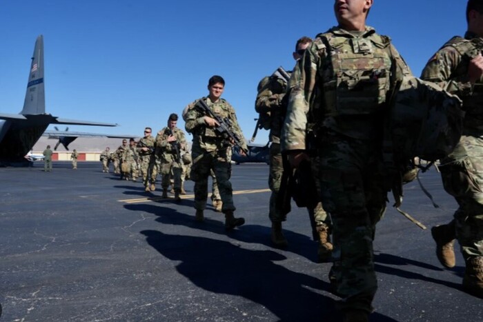 Один із американських штатів будує військовий табір для захисту кордону