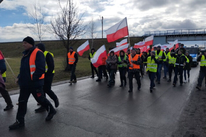 Польські фермери послабили блокаду українського кордону