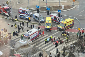У Щецині автомобіль збив десяток людей на пішохідному переході (фото)