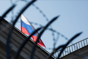 Росія докладає значних зусиль, щоб обійти міжнародні санкції, розробляючи нові схеми із залученням російських спецслужб