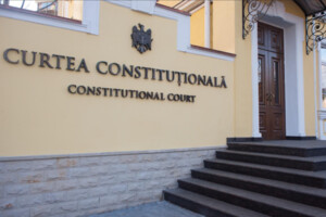 Суд постановив: офіційна мова Молдови румунська