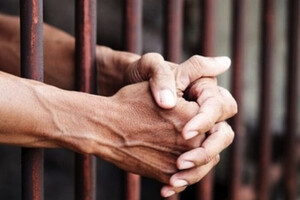 На Одещині засудили чоловіка, який зґвалтував 10-річну дівчинку