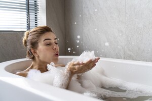 У Львові гаряча ванна коштує приблизно 16,3 грн, у Рівному – 15,7 грн, у Києві – 15,66 грн