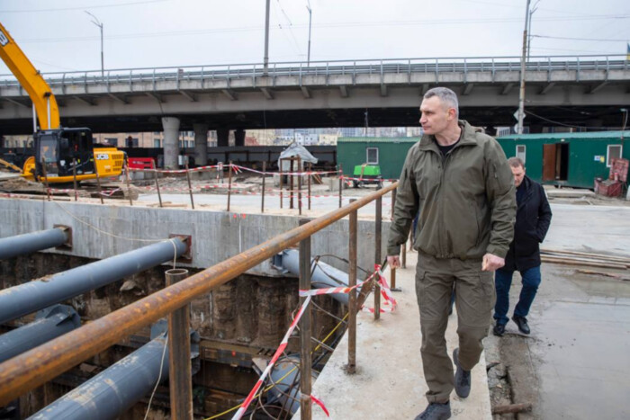 Після скандалу з начальником метро Кличко взявся сам рятувати підземку (фото)