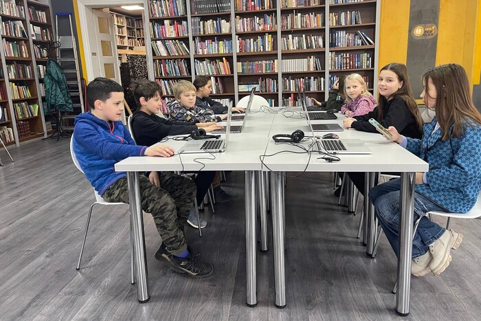 Більш як 600 українських дітей вчаться програмувати за підтримки Favbet Foundation та Code Club Україна
