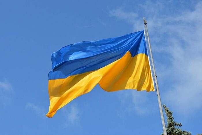 Прикордонники підняли синьо-жовтий прапор над трьома селами Харківської області (відео)