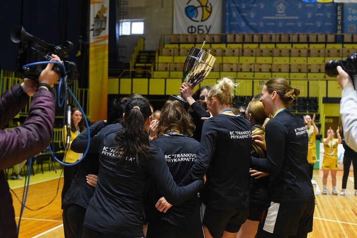 Баскетбольний клуб «Франківськ-Прикарпаття» став чемпіоном жіночої Суперліги