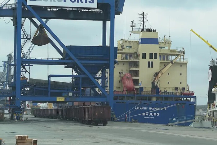 ЗМІ: У Німеччині затримали російське судно із підсанкційними товарами