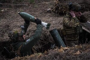 Поліцейські потрапили під обстріл росіян у Луганській області