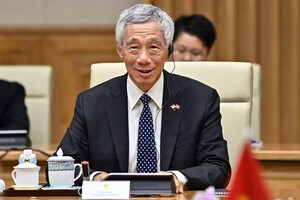 Прем'єр-міністр Сінгапуру йде у відставку після 20 років на посаді 