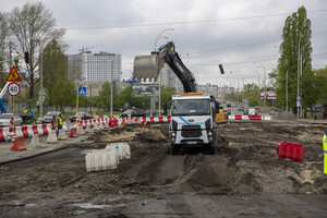 У Києві будують нові дороги у двох напрямках