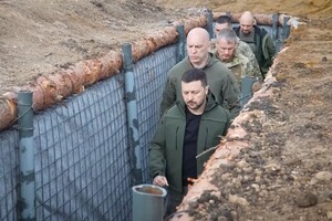 Президент перевірив будівництво фортифікацій в Донецькій області