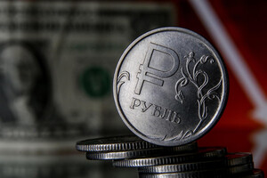 Росіян чекає обвальне падіння курсу рубля: дані макропрогнозу