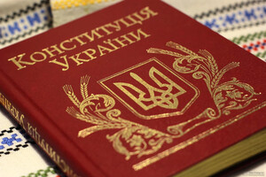 Украина заявила об ограничении прав граждан. Эксперт объяснил, почему так нужно было сделать раньше