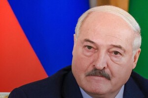 Лукашенко заявив, що молиться за відновлення єдності білоруського, російського та українського народів