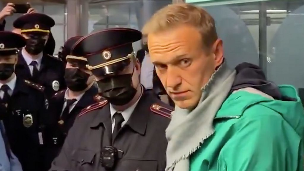 Затримання опозиціонера Олексія Навального спровокувало вуличні акції протесту по всій Росії