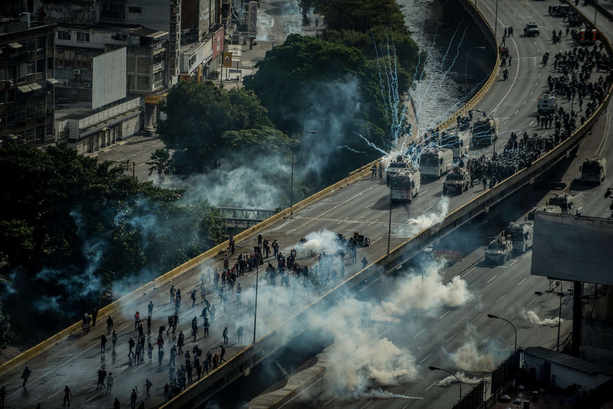 Антипрезидентські протести у Венесуелі активізувались минулого року (Фото: Meridith Kohut for The New York Times)