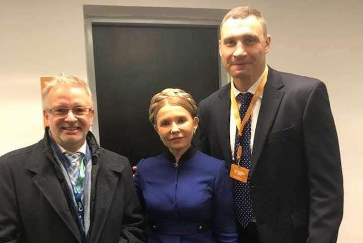 Член Європарламенту Міхель Галер з Юлією Тимошенко і Віталієм Кличко на відкритті з’їзду Європейської народної партії у Загребі