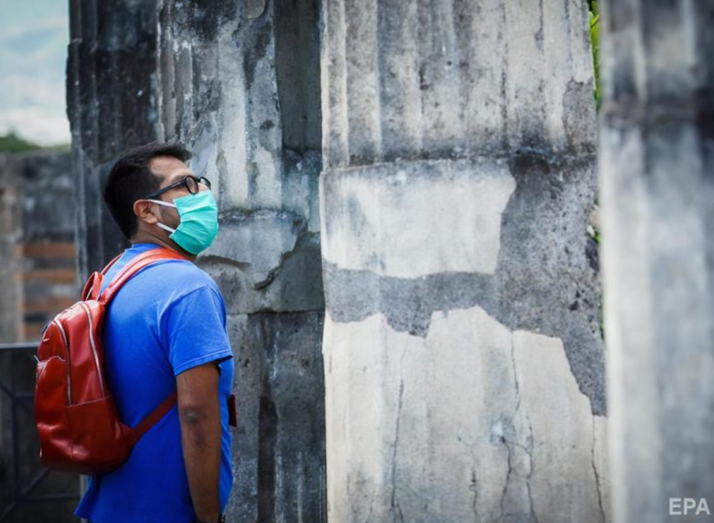 У Лаціо змусять носити маски не лише у закритих публічних приміщеннях, а й на вулицях