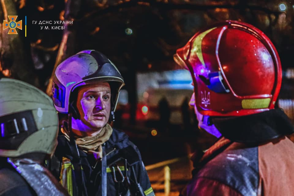 На місці пожежі працювали 25 рятувальників. Фото: ДСНС