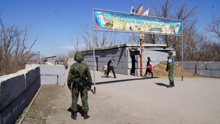 Мешканці окупованої Луганщини бояться покидати підконтрольну бойовикам територію через