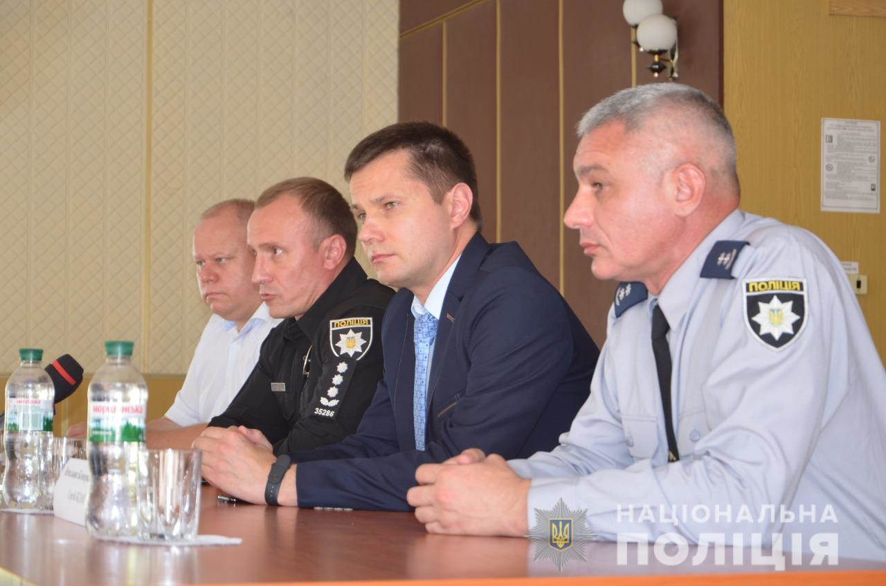 Новим керівником поліції Білоцерківщини став Сергій Ждан  (крайній справа на фото)