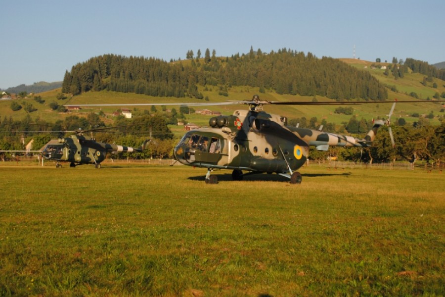 Як проходили навчання вертольотчиків Нацгвардії в Карпатах. Фоторепортаж